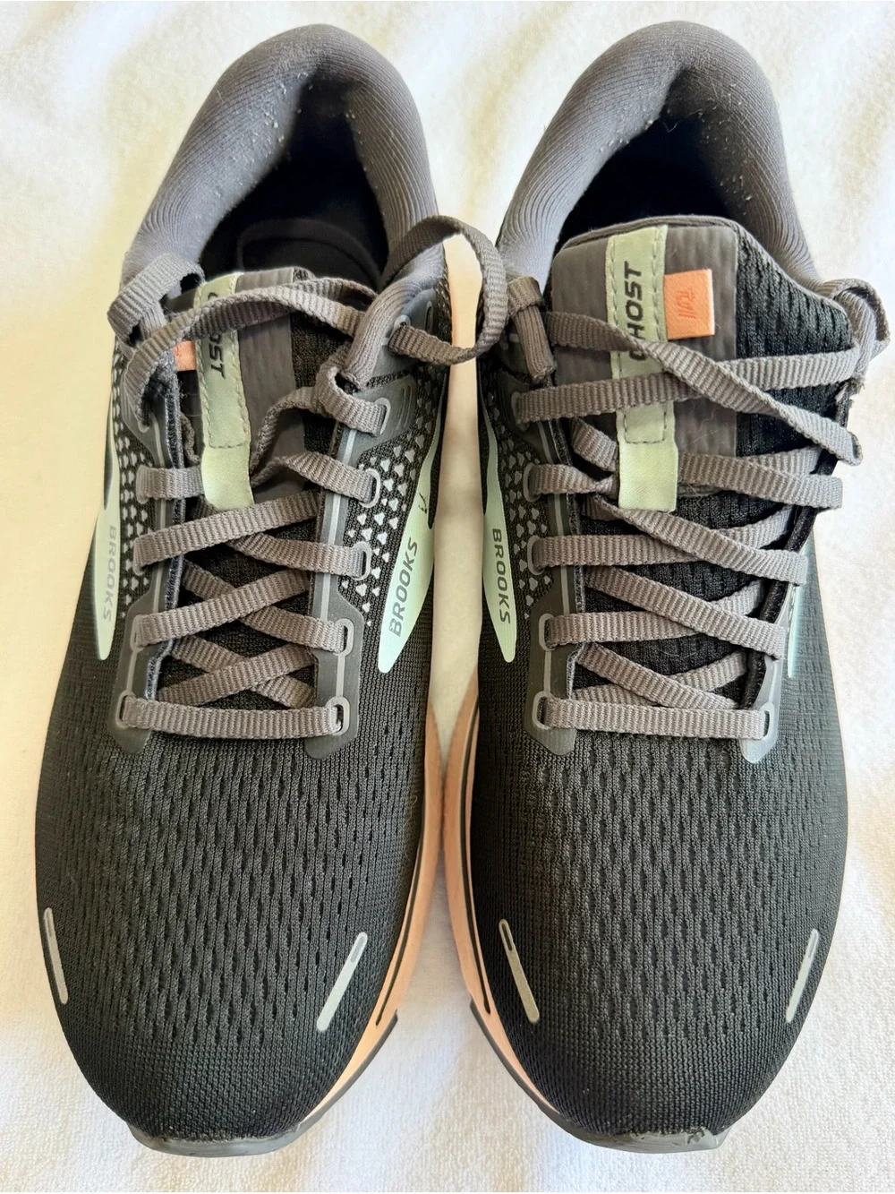 Brooks men ghost